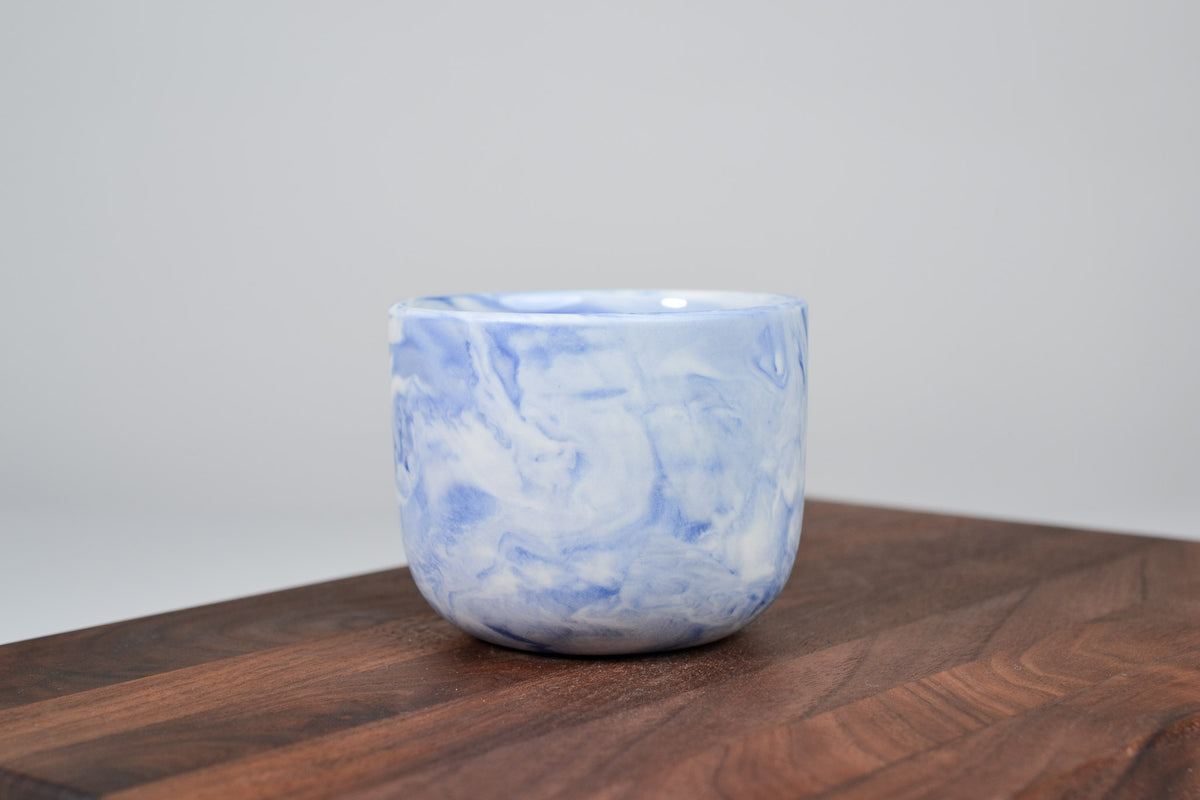Kávový hrnek z porcelánu - Flow - modrý - 200 ml