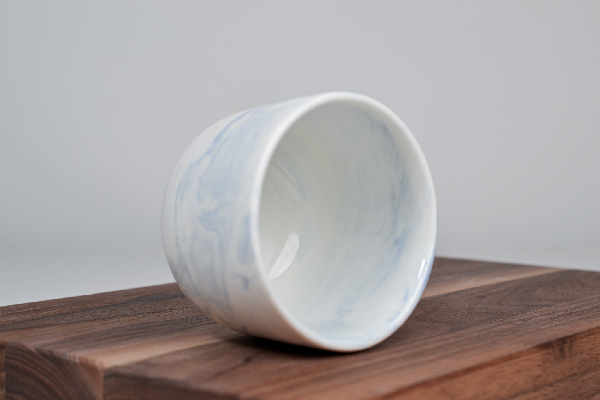 Kávový hrnek z porcelánu - Flow - 200 ml