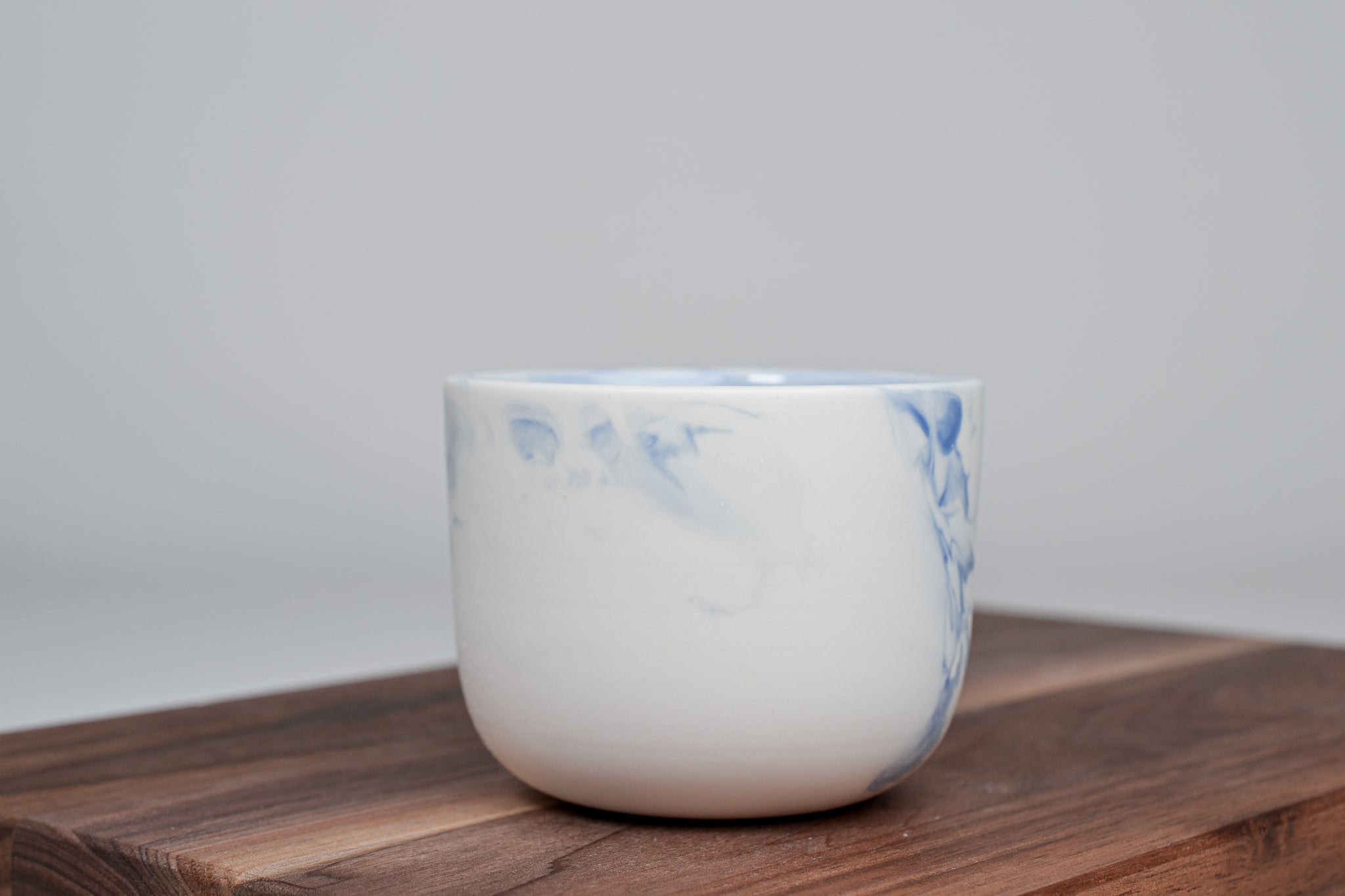 Kávový hrnek z porcelánu - Flow - 200 ml