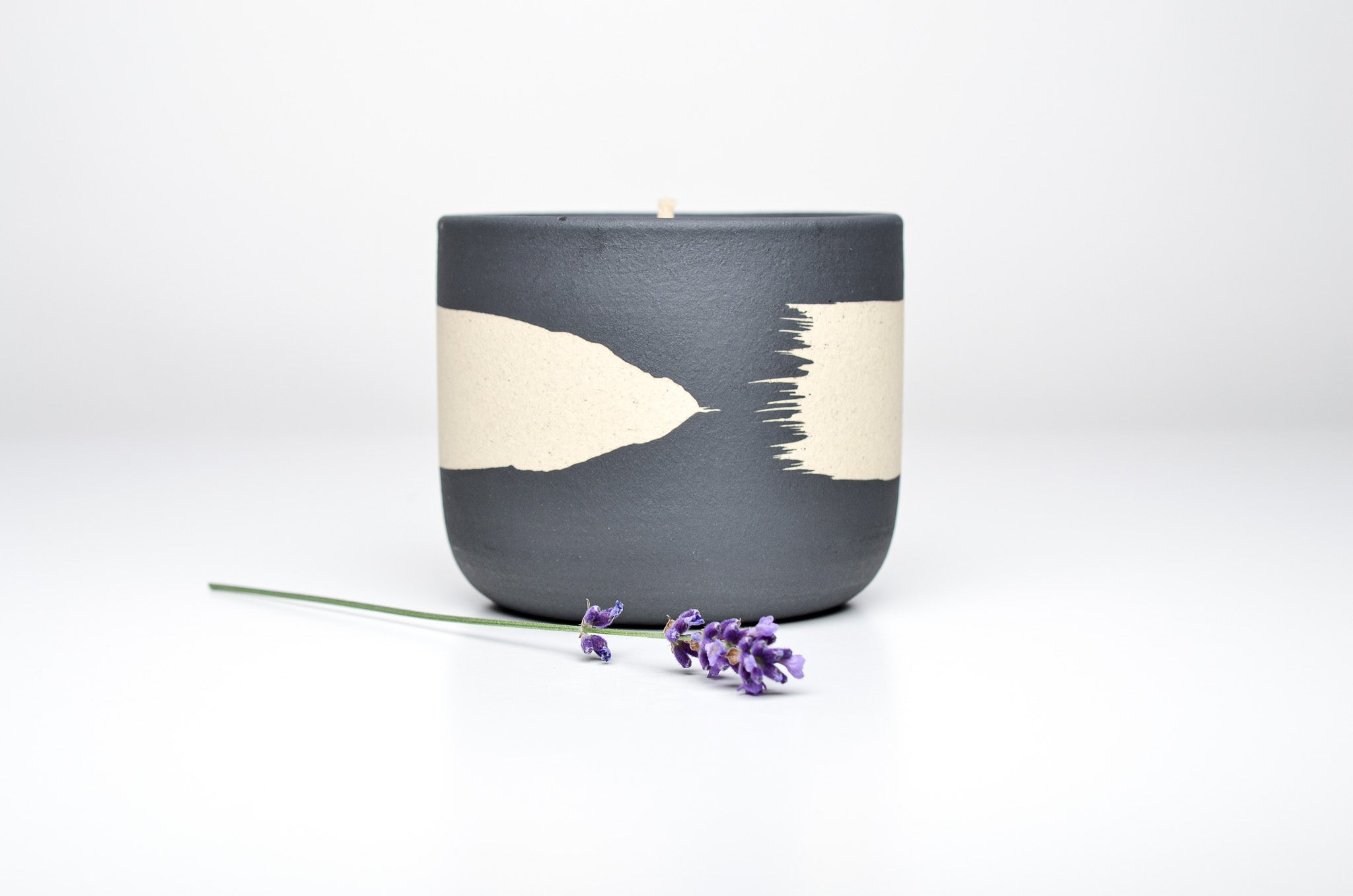 Mindfulness candle -  levander, mint leaf, moss