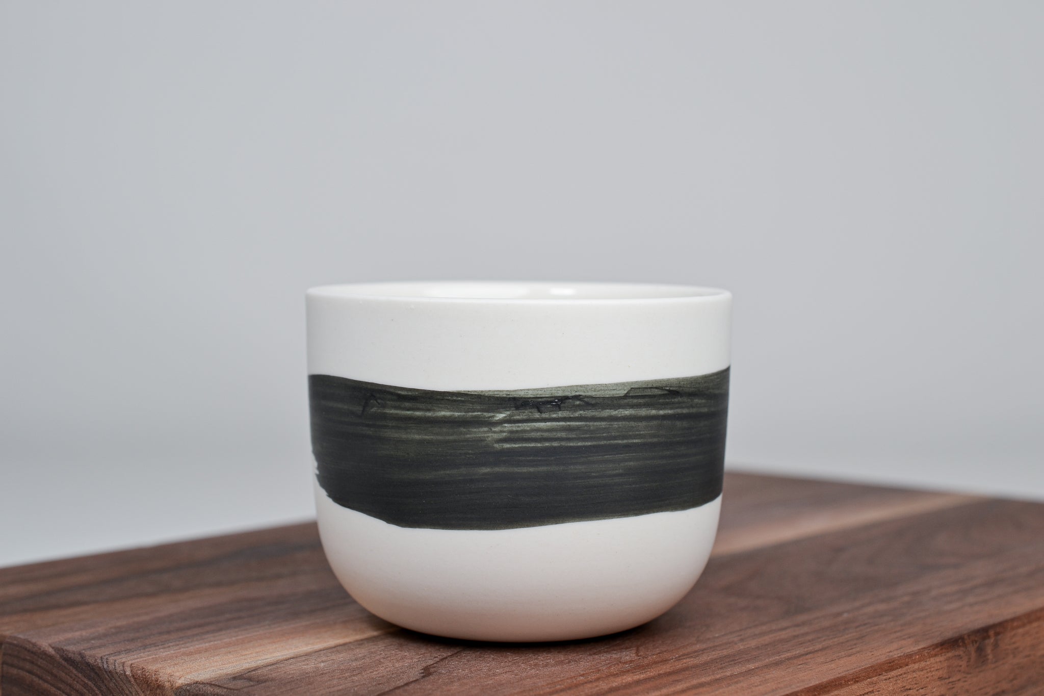 Černá linka - Jednoduchý kávový hrnek - 200 ml