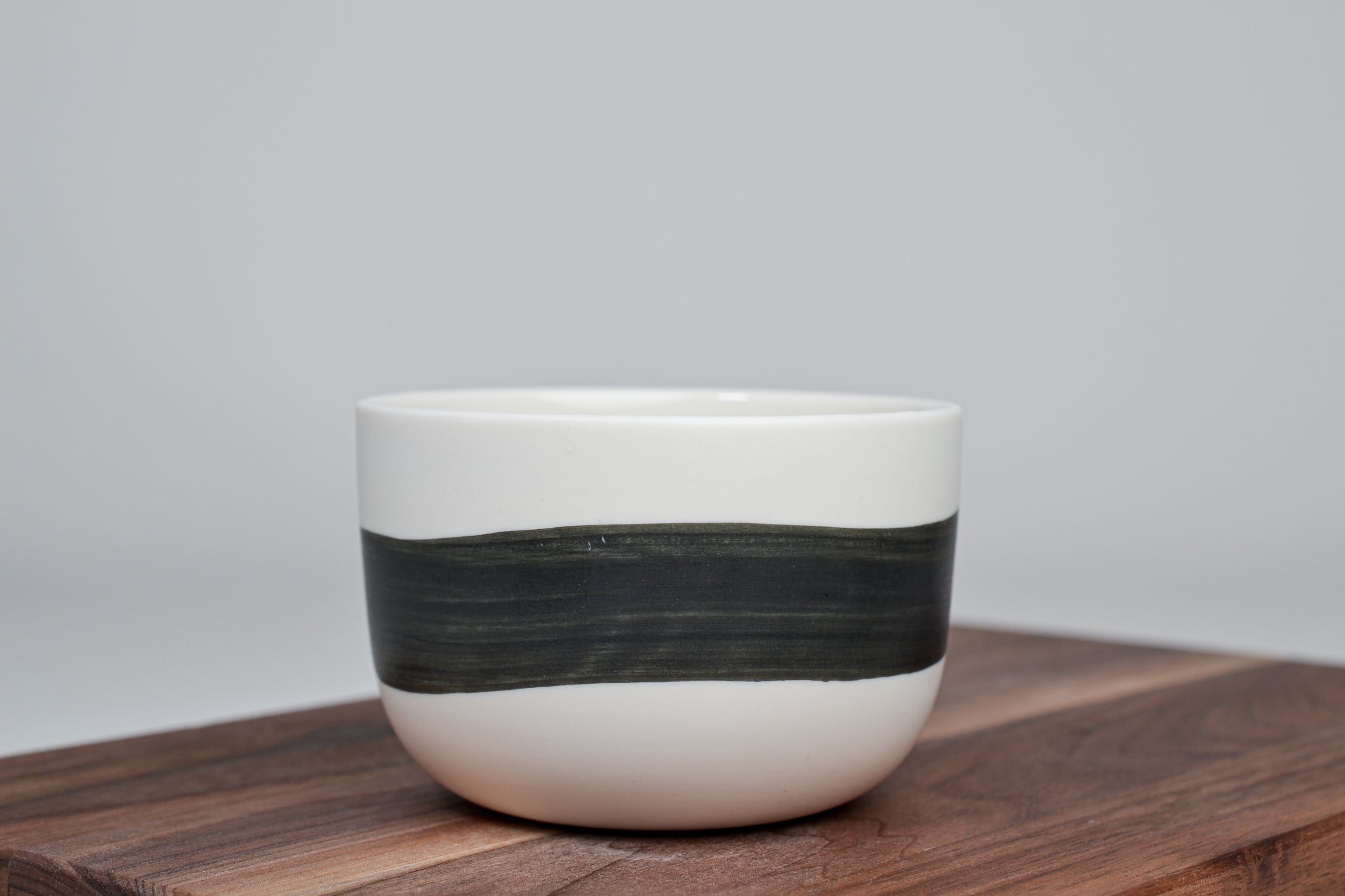 Černá linka - Jednoduchý kávový hrnek - 280 ml