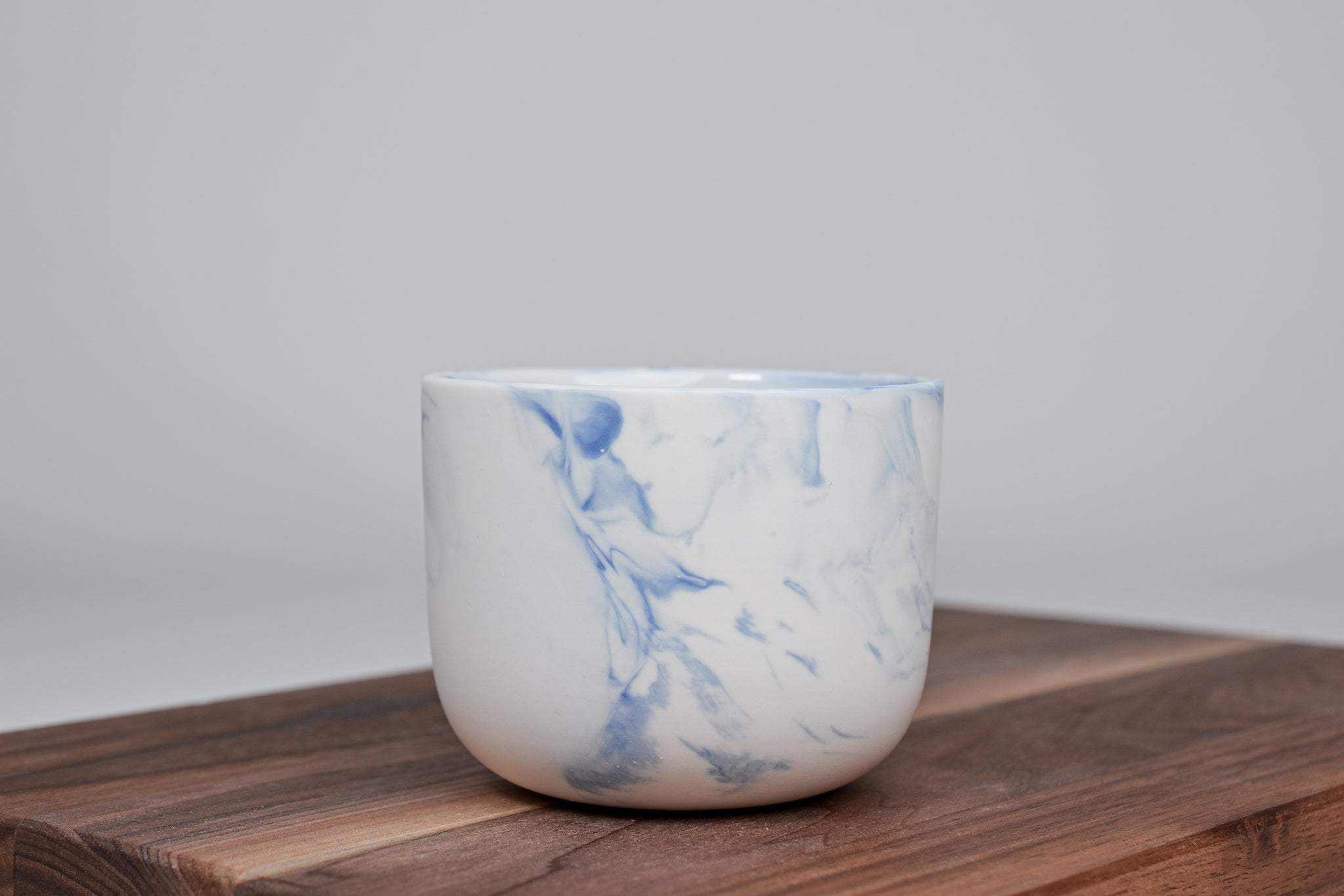 Kávový hrnek z porcelánu - Flow - 200 ml