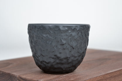 Strukturovaný kávový hrnek, matná černá