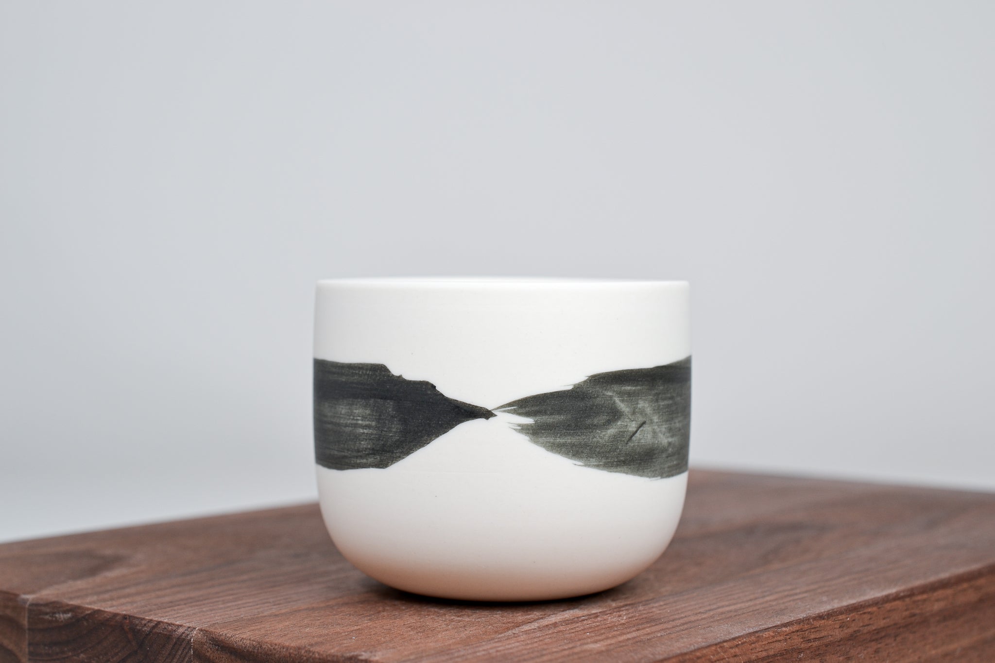 Black line - Simple cup for coffee - 200 ml