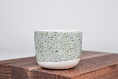 Jednoduchý kávový  šálek - Letní tráva