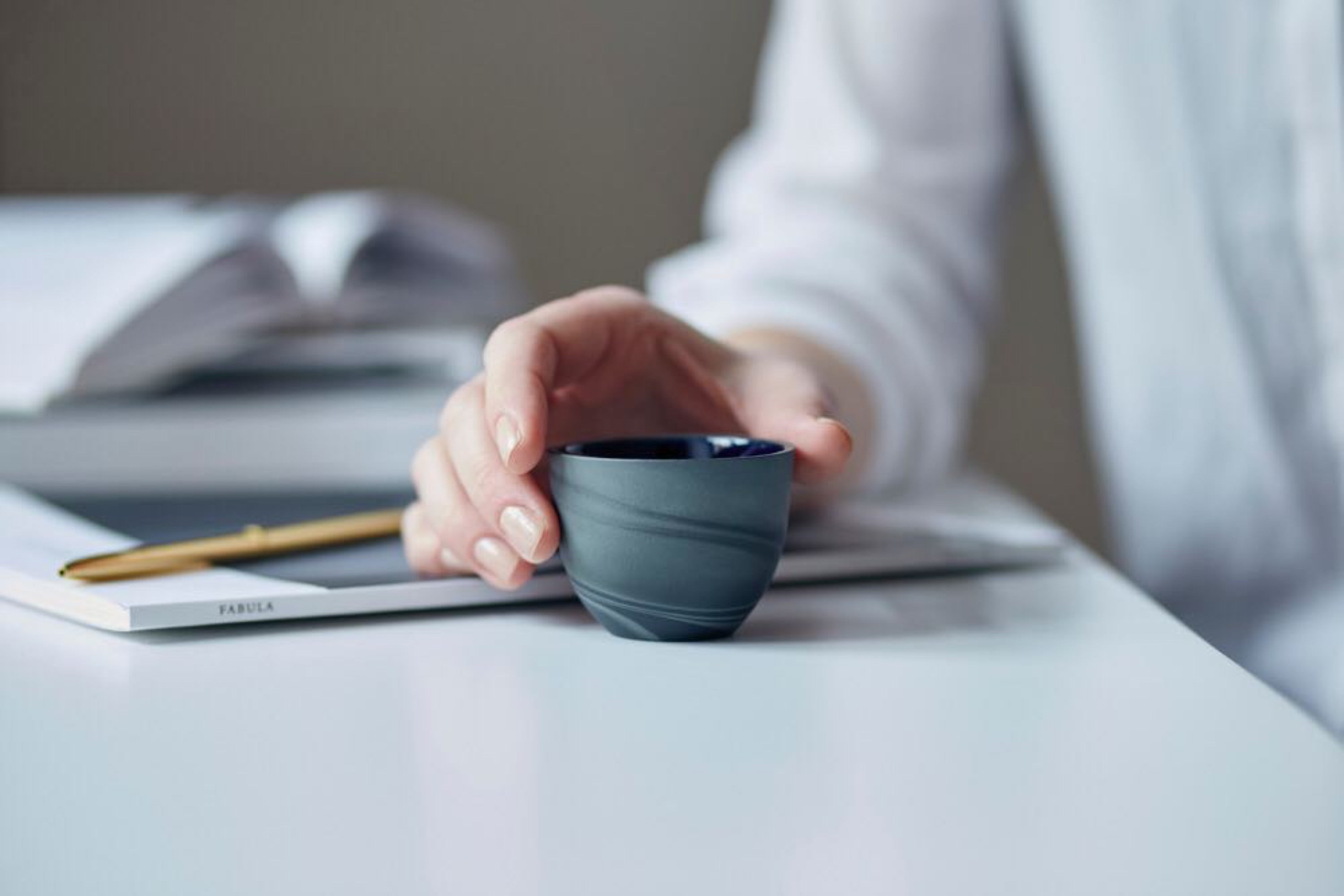 Smoke cup, slate gray & black coffee cup